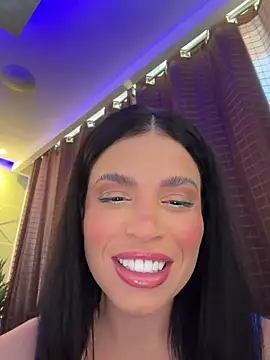 Rafaellaz Show in webcam
