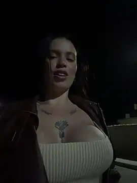 Chat XXX ao vivo de Rafaellaz