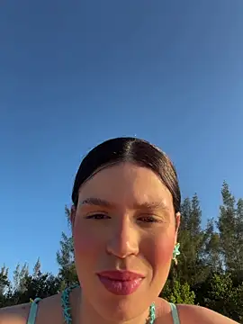 عرض كام Rafaellaz
