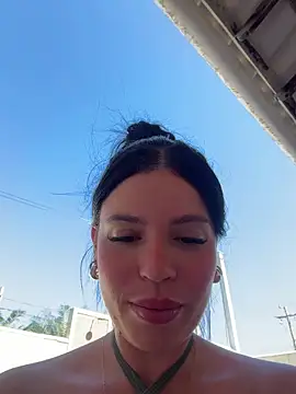عرض كام Rafaellaz
