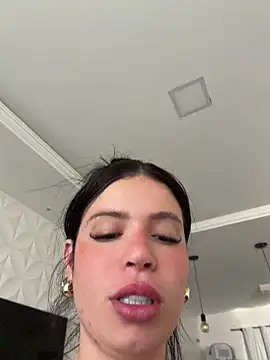 Rafaellaz Show in webcam