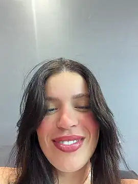 عرض كام Rafaellaz