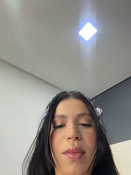 Show de Rafaellaz na webcam