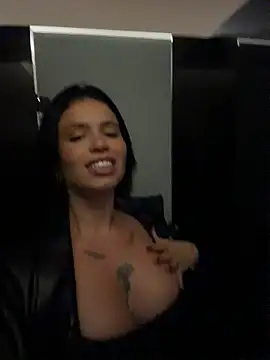 Rafaellaz Live XXX-Chat