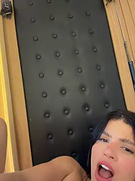Rafaellaz 在線直播表演