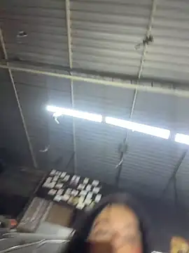 Rafaellaz webcam show