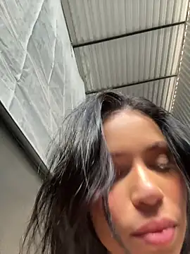 Show modela Rafaellaz na web-kameri
