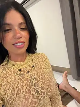Rafaellaz Show in webcam