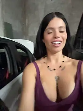 Show de Rafaellaz na webcam