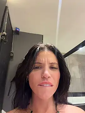 Show de Rafaellaz na webcam