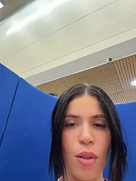 عرض كام Rafaellaz