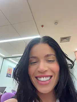 Rafaellaz Pertunjukan Webcam