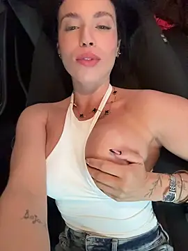 Show de Rafaellaz na webcam