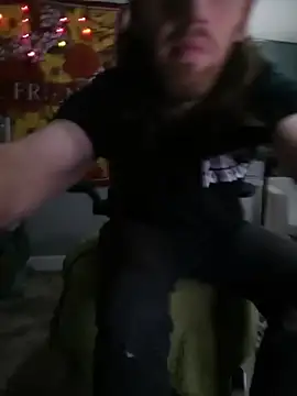 Explosive_andyy Show in webcam