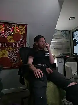 Explosive_andyyn Webbikameraesitys