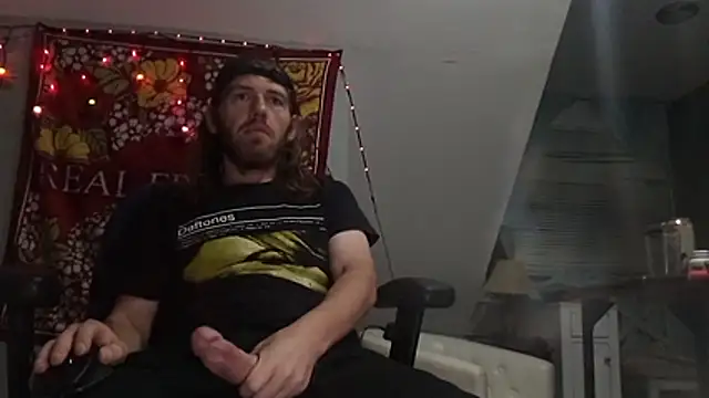 Explosive_andyy Show in webcam