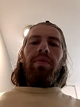 Explosive_andyy webkamerás műsora