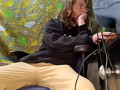 Explosive_andyy webkamerás műsora