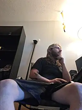 Explosive_andyy's Webcam Show