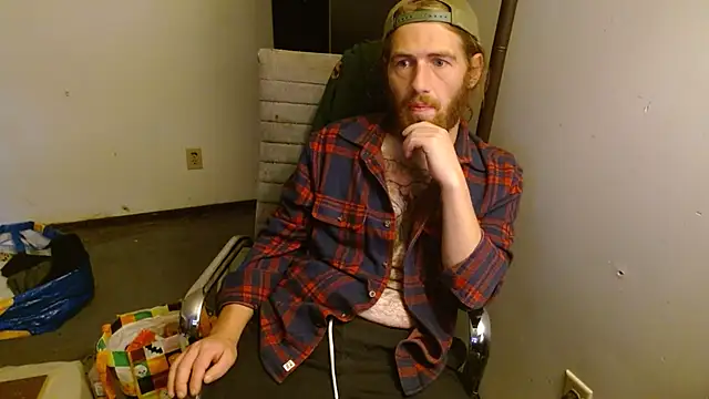 הופעת וובקאם של Explosive_andyy