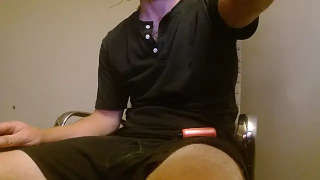 הופעת וובקאם של Explosive_andyy