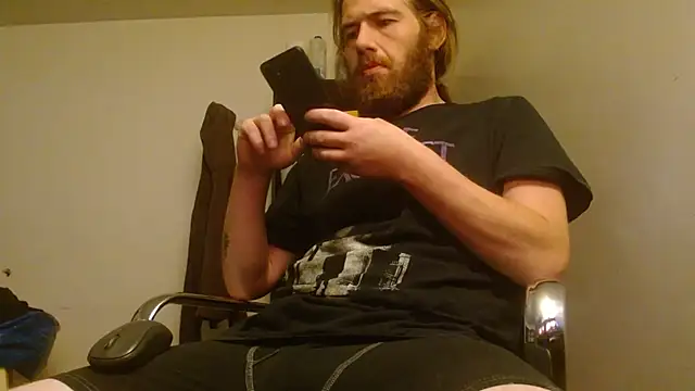 Explosive_andyy Webcam show
