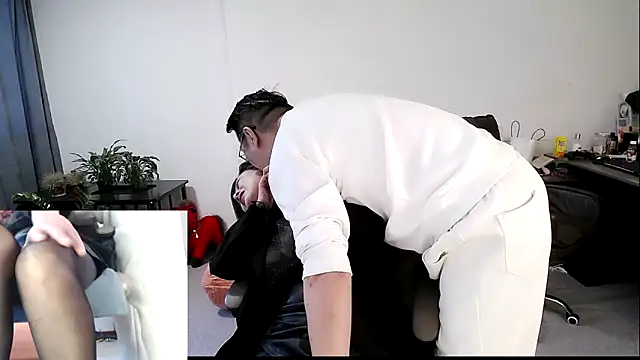 beira-01: διαδικτυακό σόου στην κάμερα