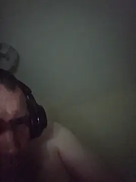 Nidge251 Show in webcam