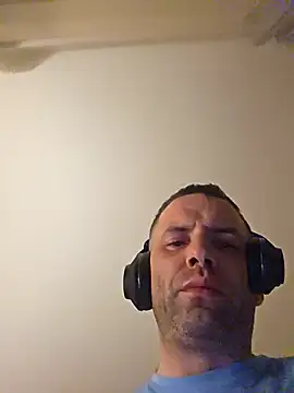 Nidge251 webkamerás műsora