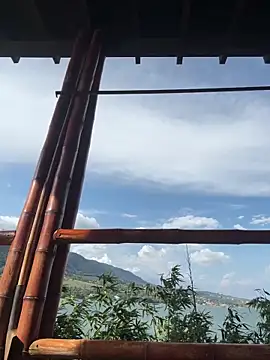 Alice_surprise Adlı Modelin Web Kamerası Şovu