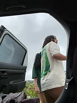 Pokazy przed kamerką – Alice_surprise