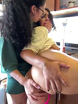 Alice_surprise Adlı Modelin Web Kamerası Şovu