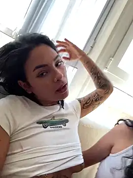 عرض كام Alice_surprise