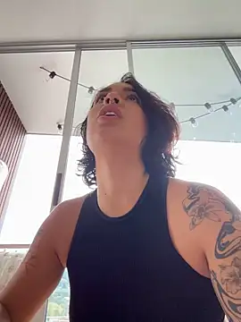 Show modela Alice_surprise na web-kameri