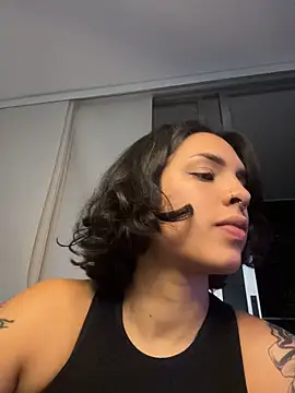 Alice_surprise's Webcam Show