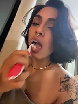 Alice_surprise Webcam show
