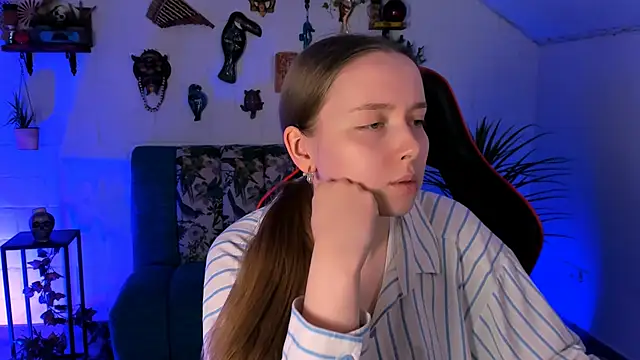 JenniferGraces' Webcam Show