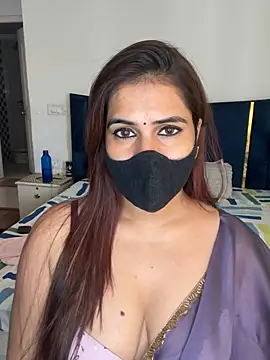 Sexy_Madhurii Adlı Modelin Web Kamerası Şovu