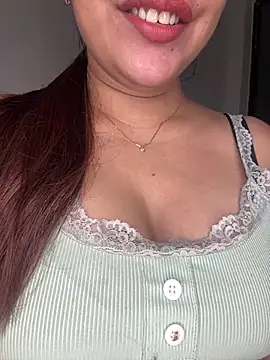Sexy_Madhurii's Webcam Show