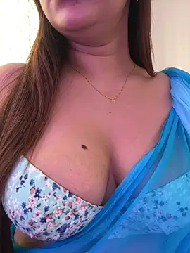 Chat XXX en directo de Sexy_Madhurii