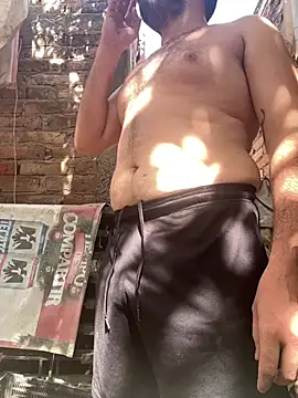 הופעת וובקאם של neeee13
