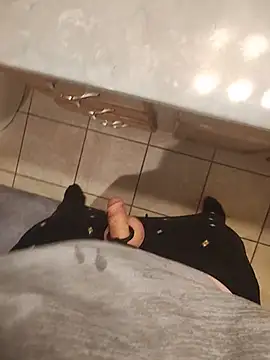 Cummaker69 Шоу с уебкамера
