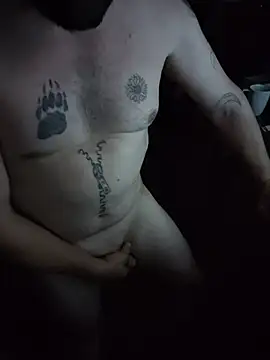 Cummaker69's Webcam Show