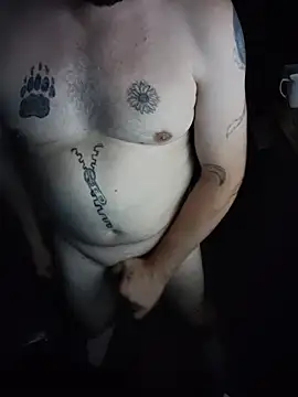 Cummaker69's Webcam Show