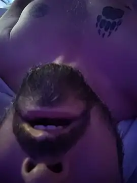 Cummaker69's Webcam Show