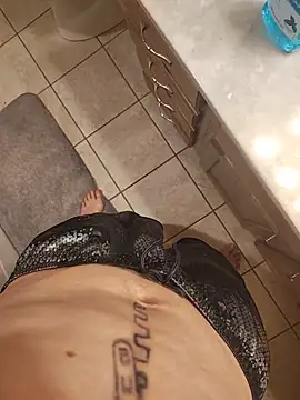 Cummaker69's Webcam Show