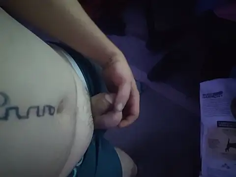 Cummaker69's Webcam Show