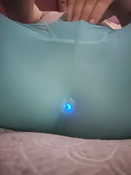 Cummaker69's Webcam Show