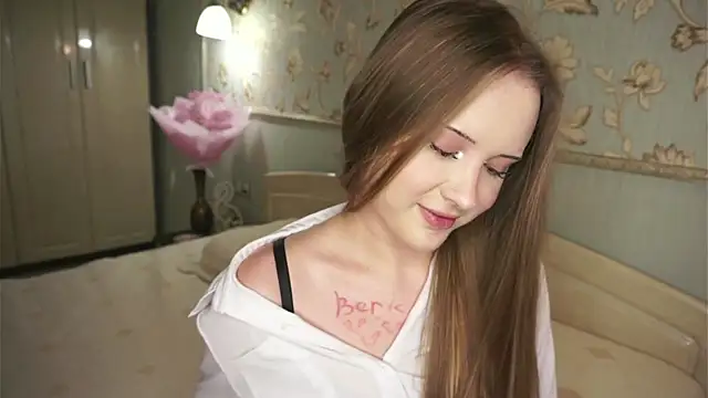 QuennaCoote's Live XXX Chat