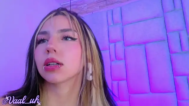 Valuh_Blake Adlı Modelin Canlı XXX Sohbeti